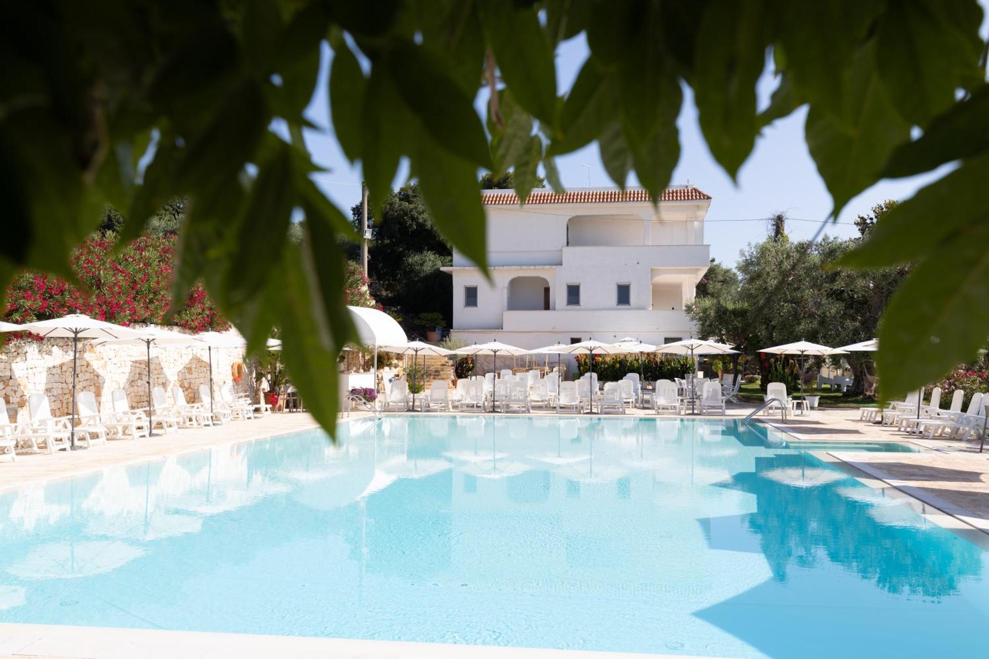 Residenza Aurora Aparthotel Ostuni Exterior foto